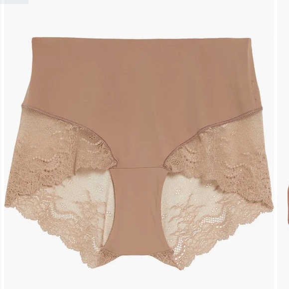 SPANX Undie-tectable Lace Underwear - Picture 2 of 10